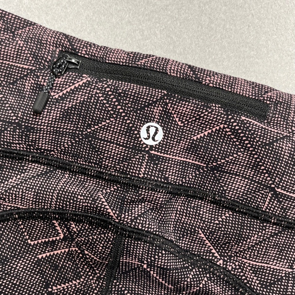 Lululemon‎ Align High Rise Geometric Print Leggings Black Pink Size 6